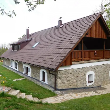 U Sjezdovky, Zadov 22 Alpesi faház Stachy