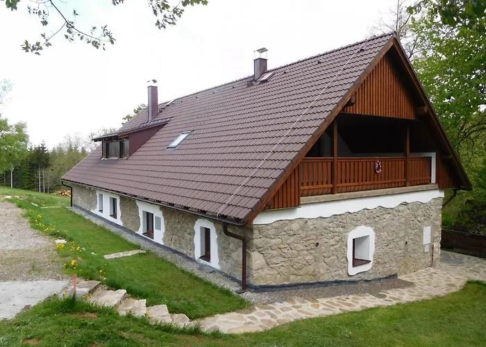 U Sjezdovky, Zadov 22 シャレー Stachy
